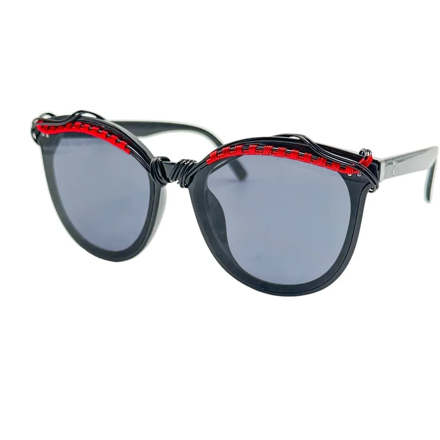 BOLD & CHiC New Red Wire
