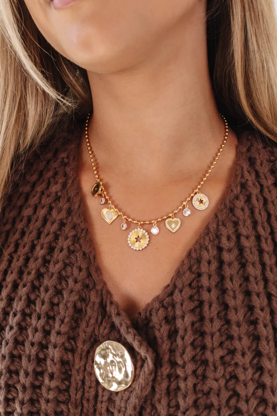 Delicate Touch Charm Necklace - Gold