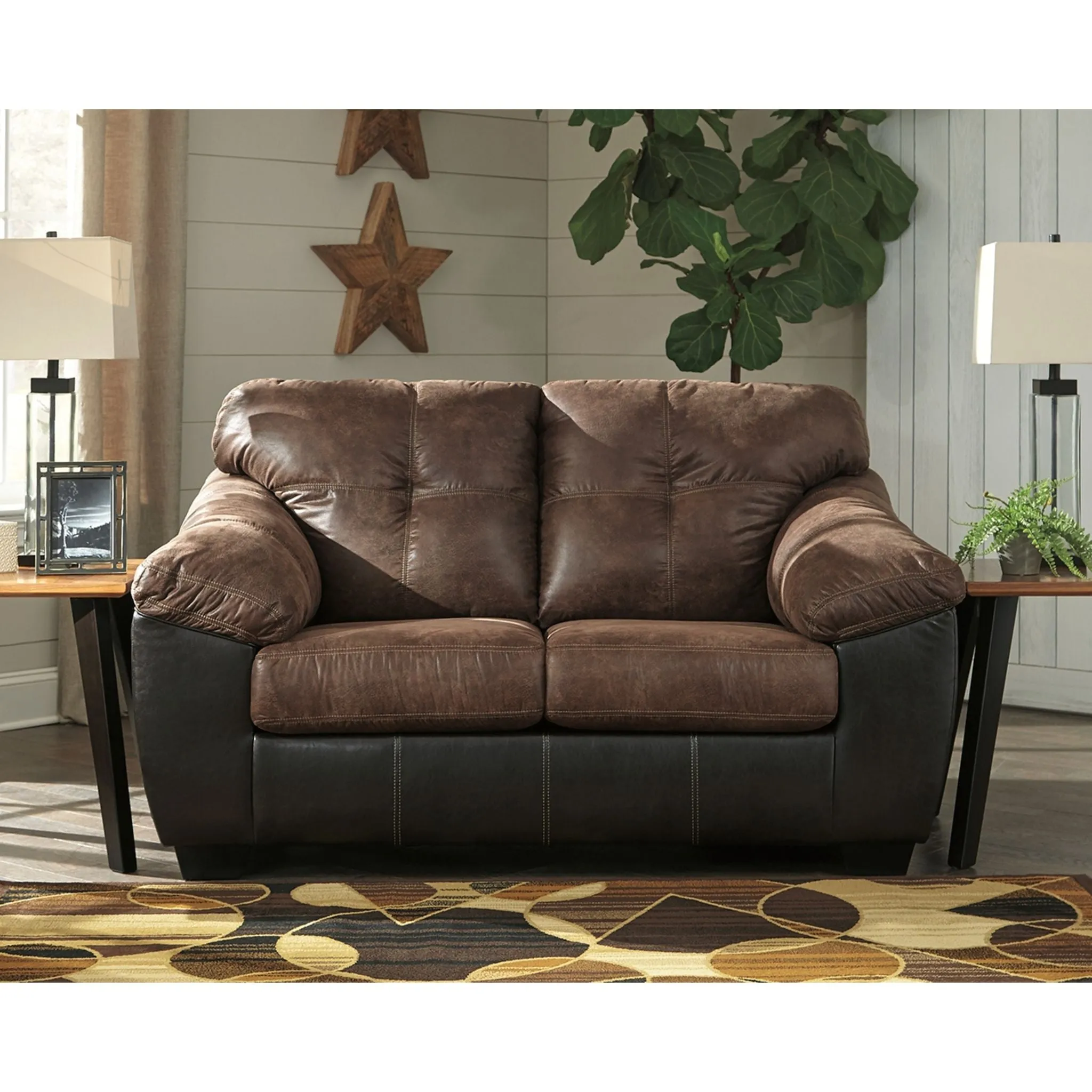 Gregale Loveseat