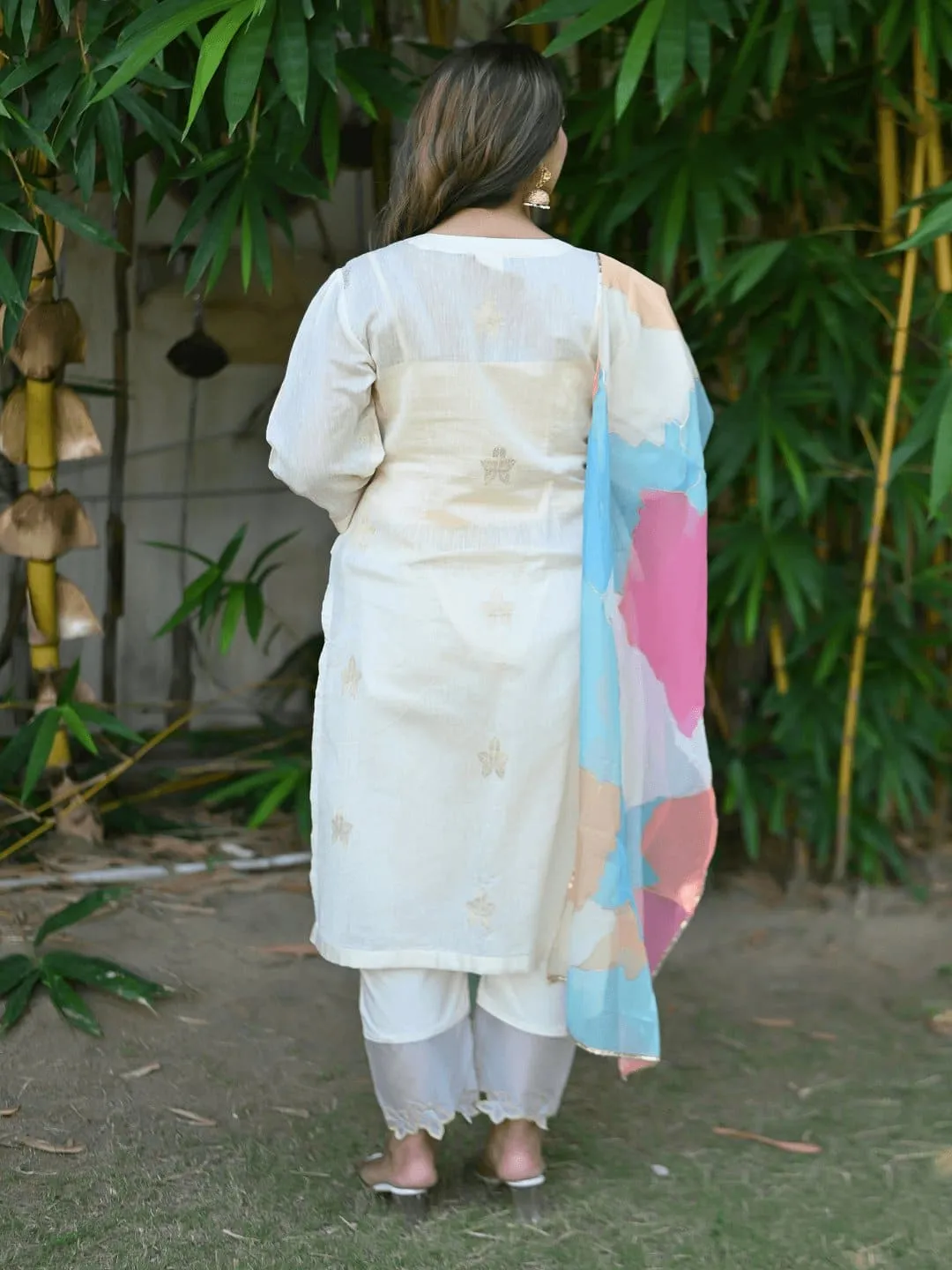 Off-White Dainty Dazzel Bold Floral Kurta Set