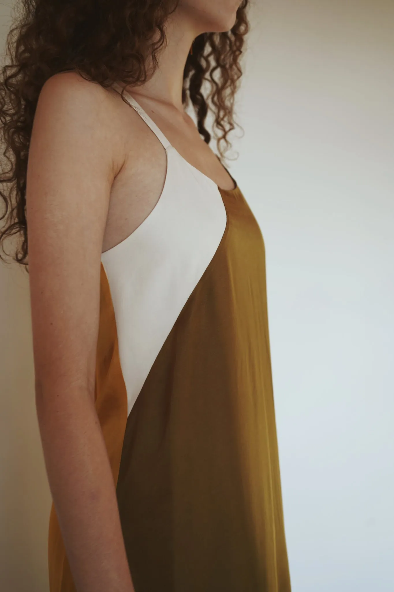 Willow šaty